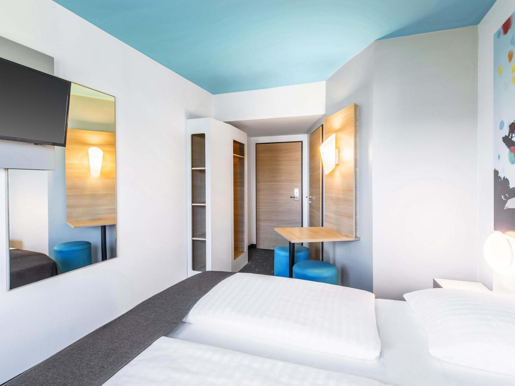 Double Room,1706940117:JPEG